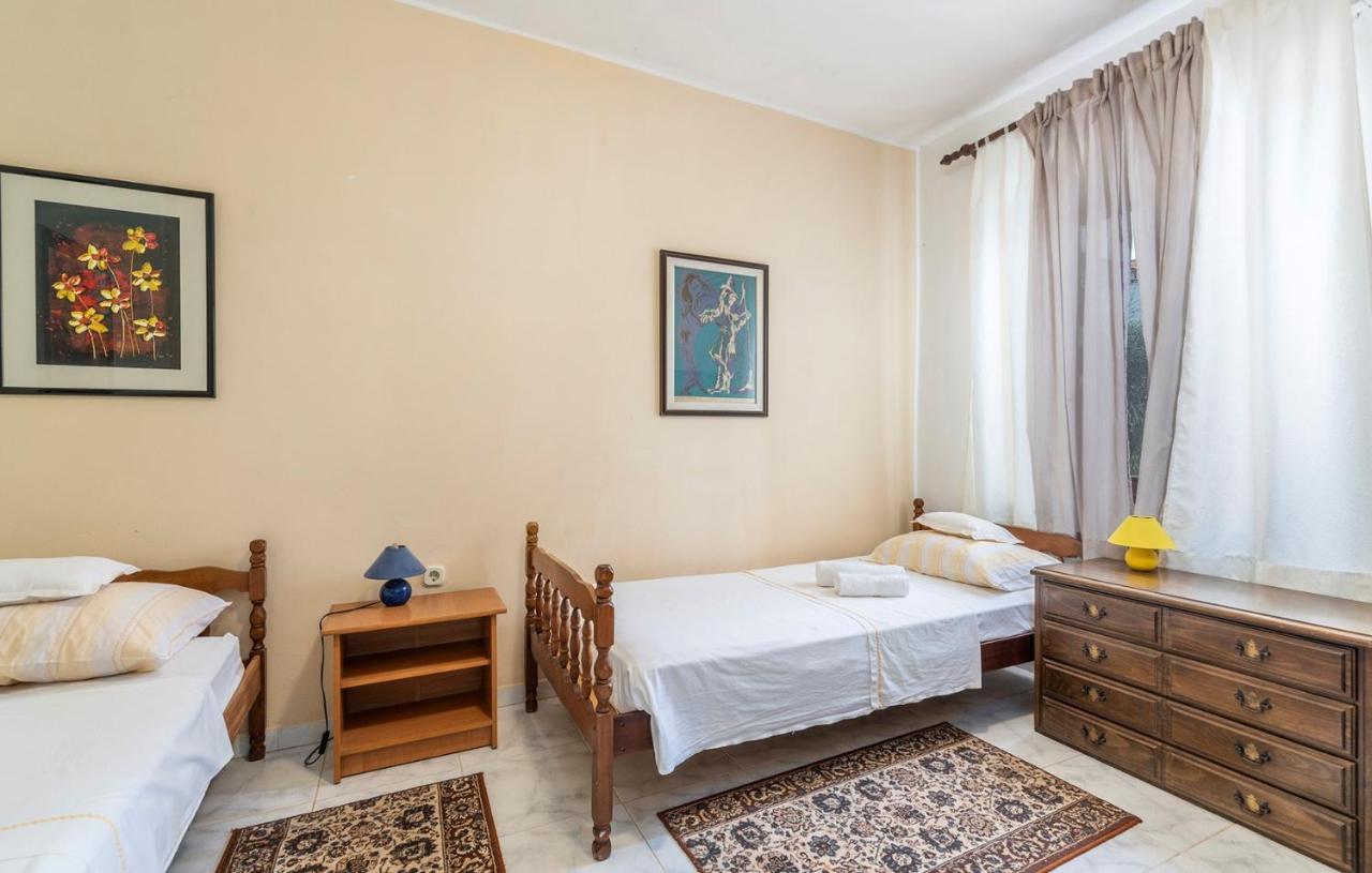Hotel House Peresiji Pokoj fotografie