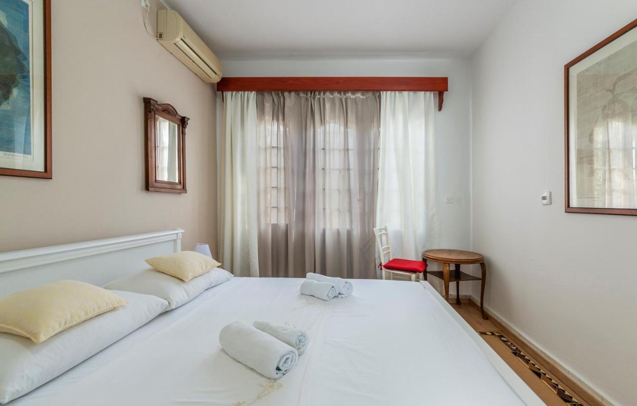 Hotel House Peresiji Pokoj fotografie