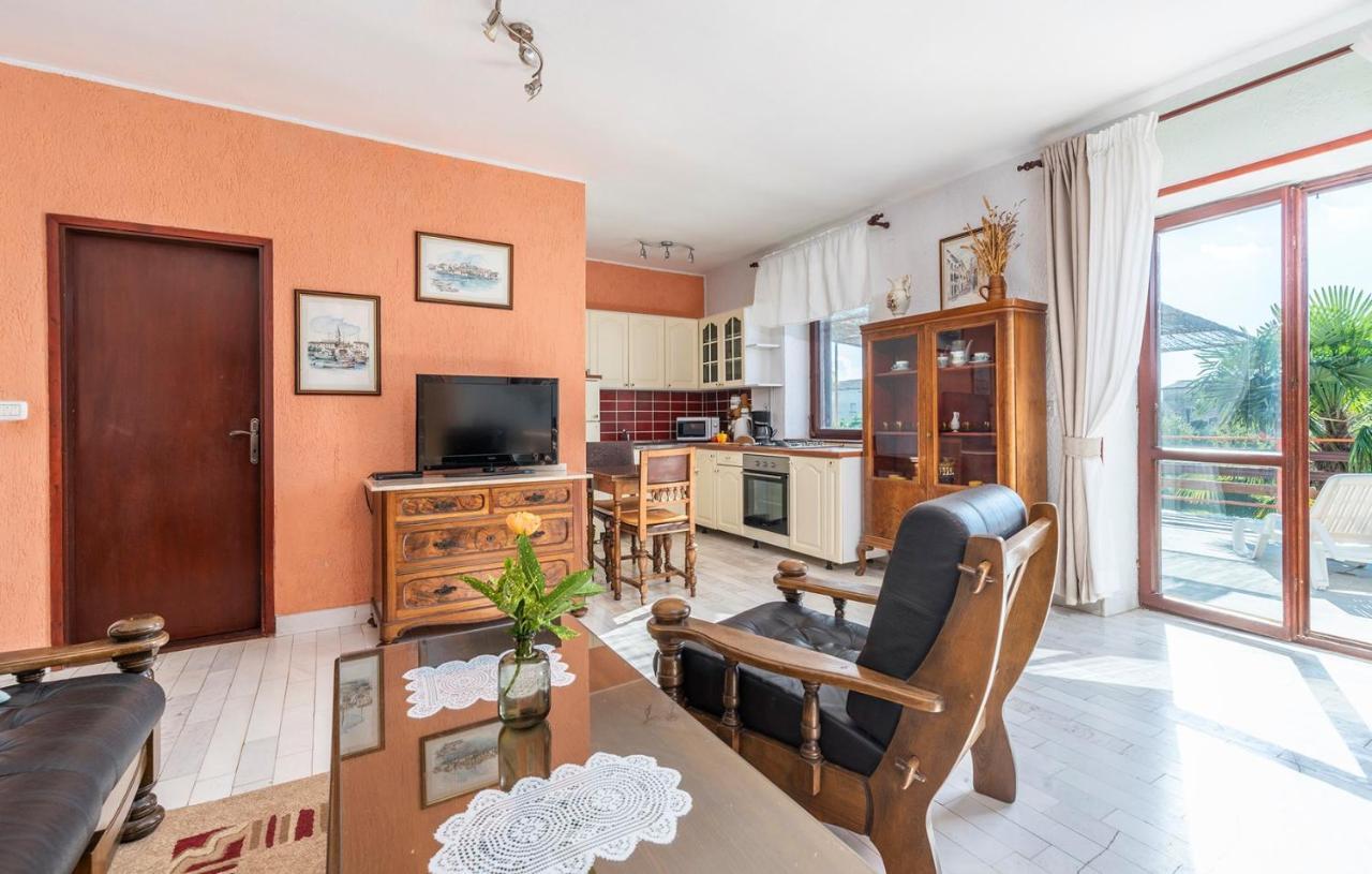 Hotel House Peresiji Pokoj fotografie