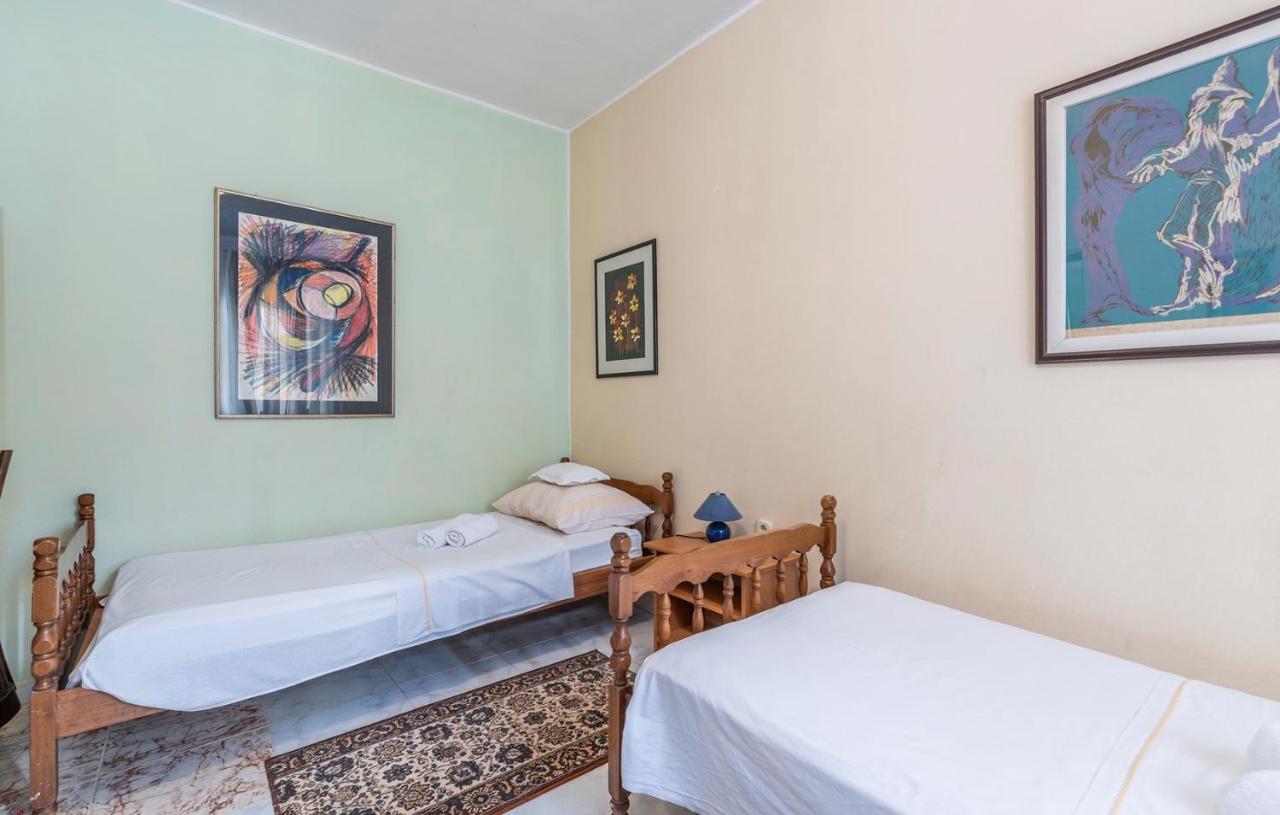 Hotel House Peresiji Pokoj fotografie